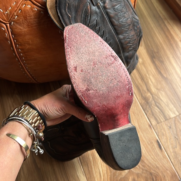 Stylish Brown Heeled Boots - Picture 3 of 4